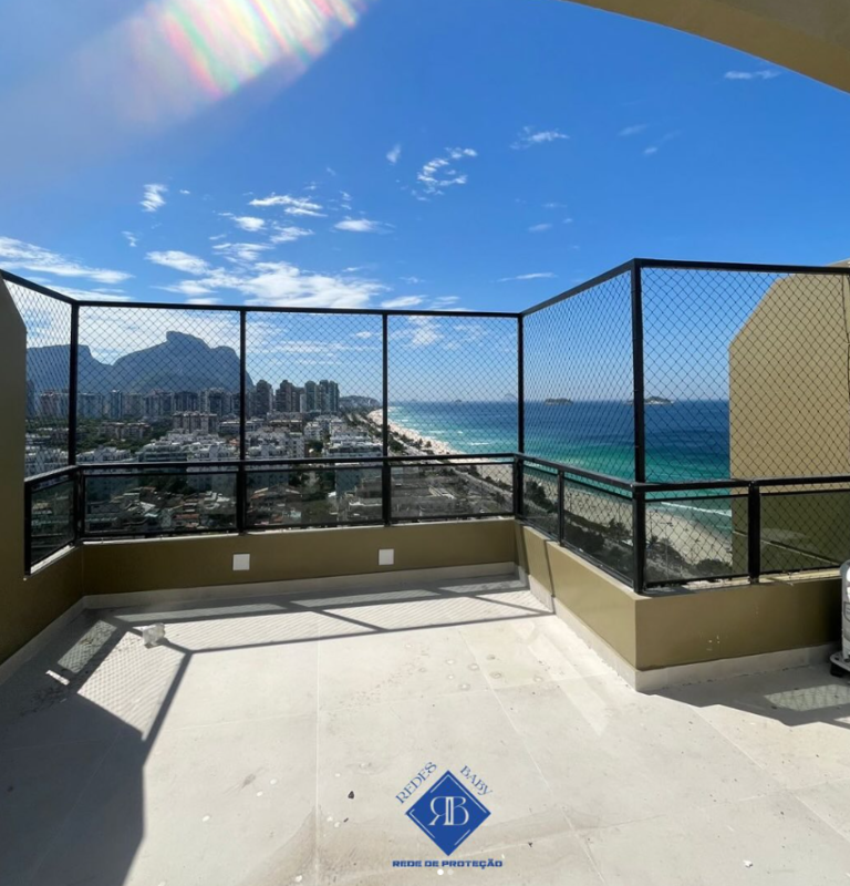 Redes baby 3 768x800